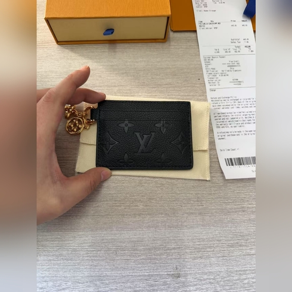 Louis Vuitton LV Charms Card Holder - Picture 2 of 12